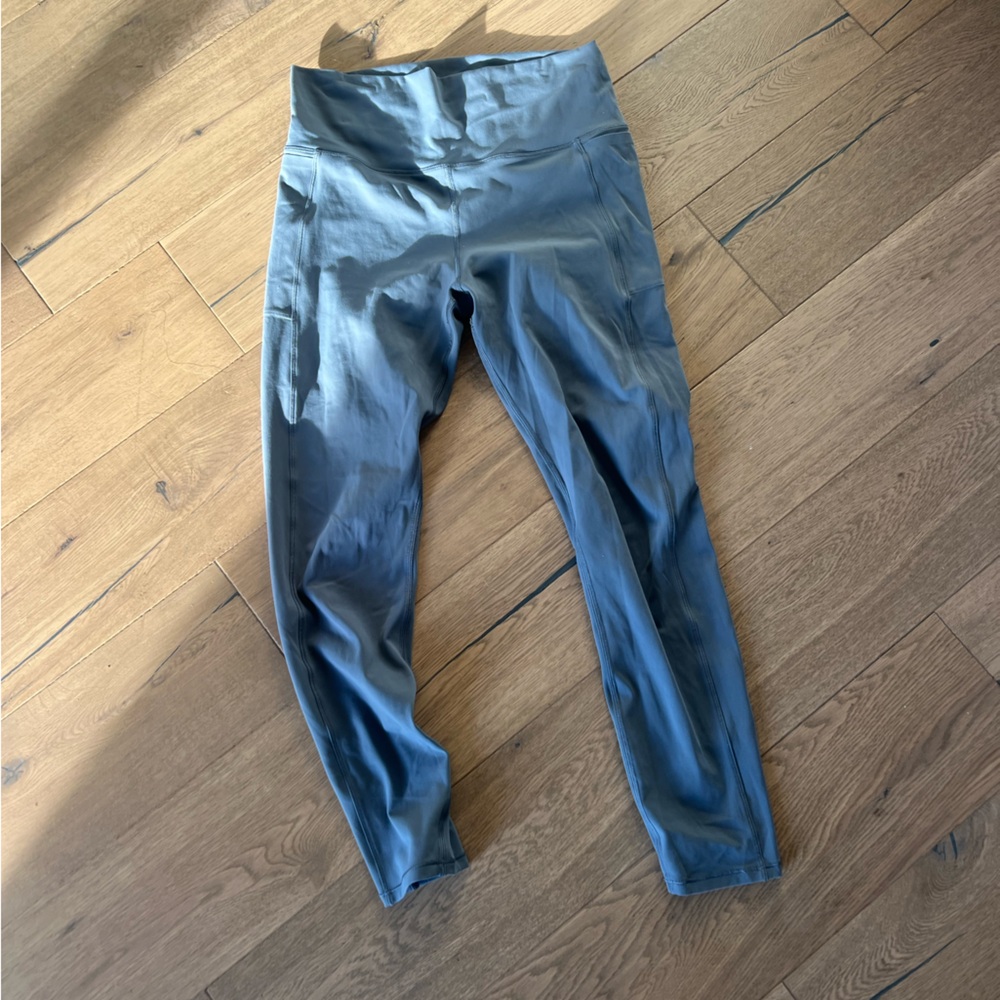 High-Waisted Blue Vuori Leggings